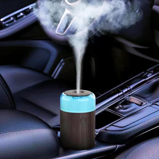 Car Diffuser, 100Ml USB Plug-In Mini Humidifier Diffuser for Essential Oil Diffuser Car Air Freshener Aromatherapy Diffuser(Black)